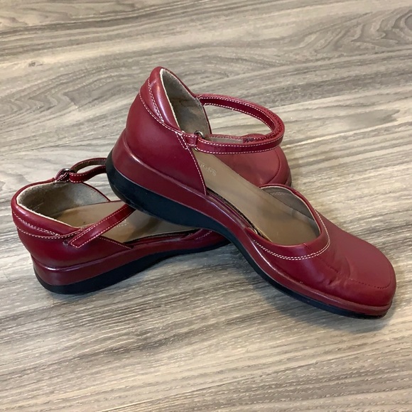 Red / burgundy genuine leather shoes - Picture 3 of 8
